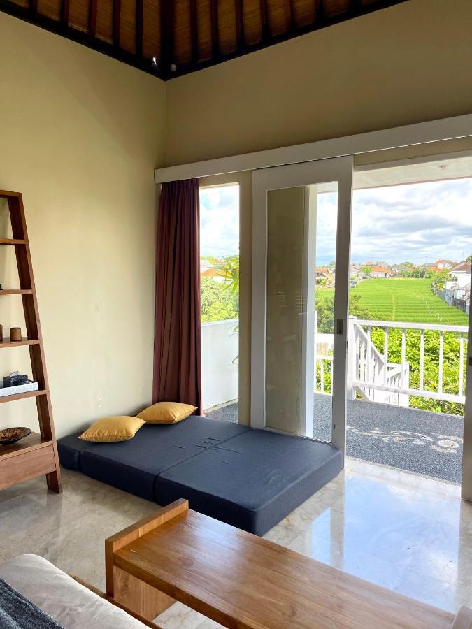Private Suite In A Kids Friendly Big Shared Villa In Canggu Luaran gambar