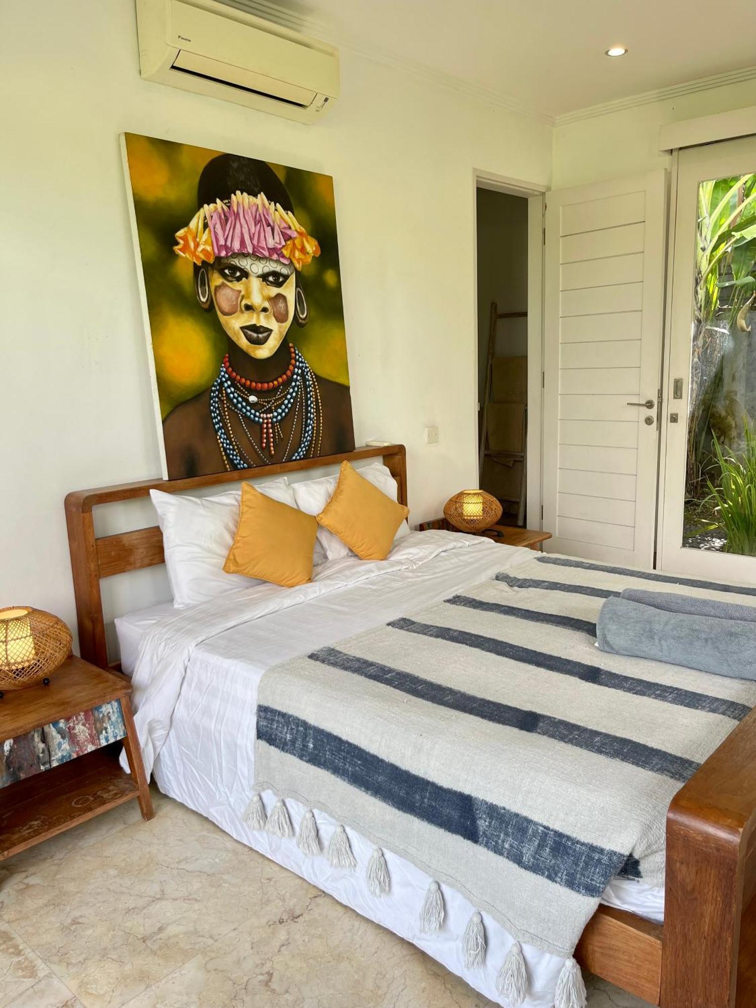 Private Suite In A Kids Friendly Big Shared Villa In Canggu Luaran gambar